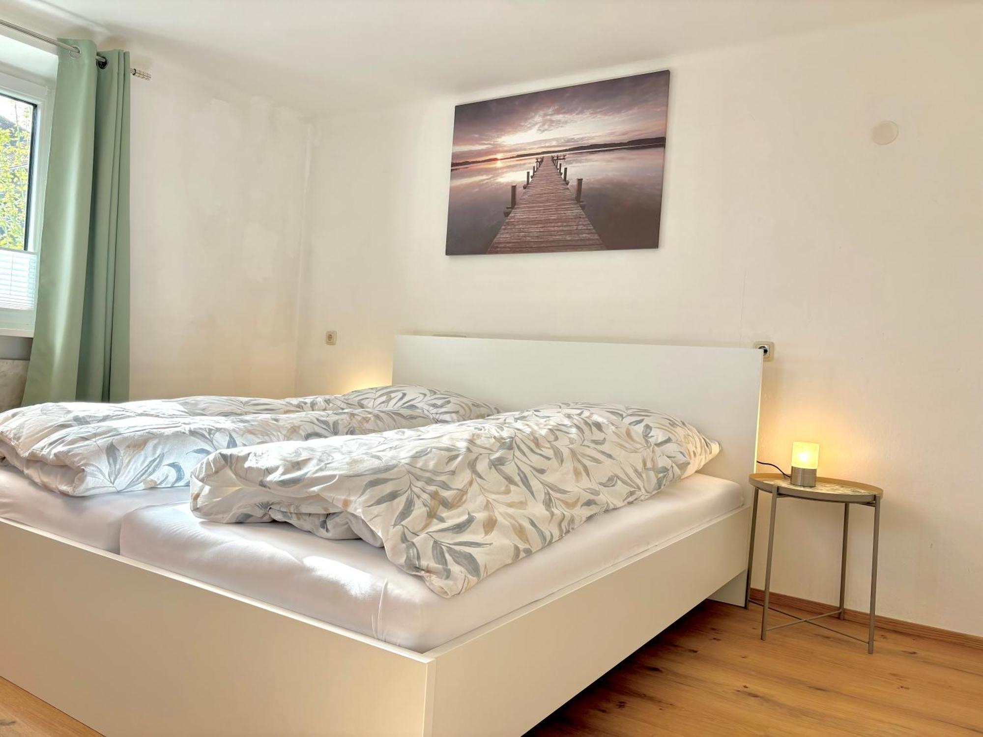 Helle Ferienwohnung am Wallersee Seekirchen am Wallersee Zimmer foto