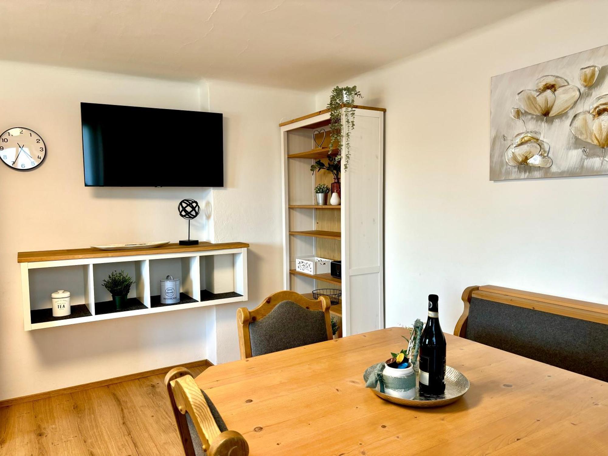 Helle Ferienwohnung am Wallersee Seekirchen am Wallersee Zimmer foto