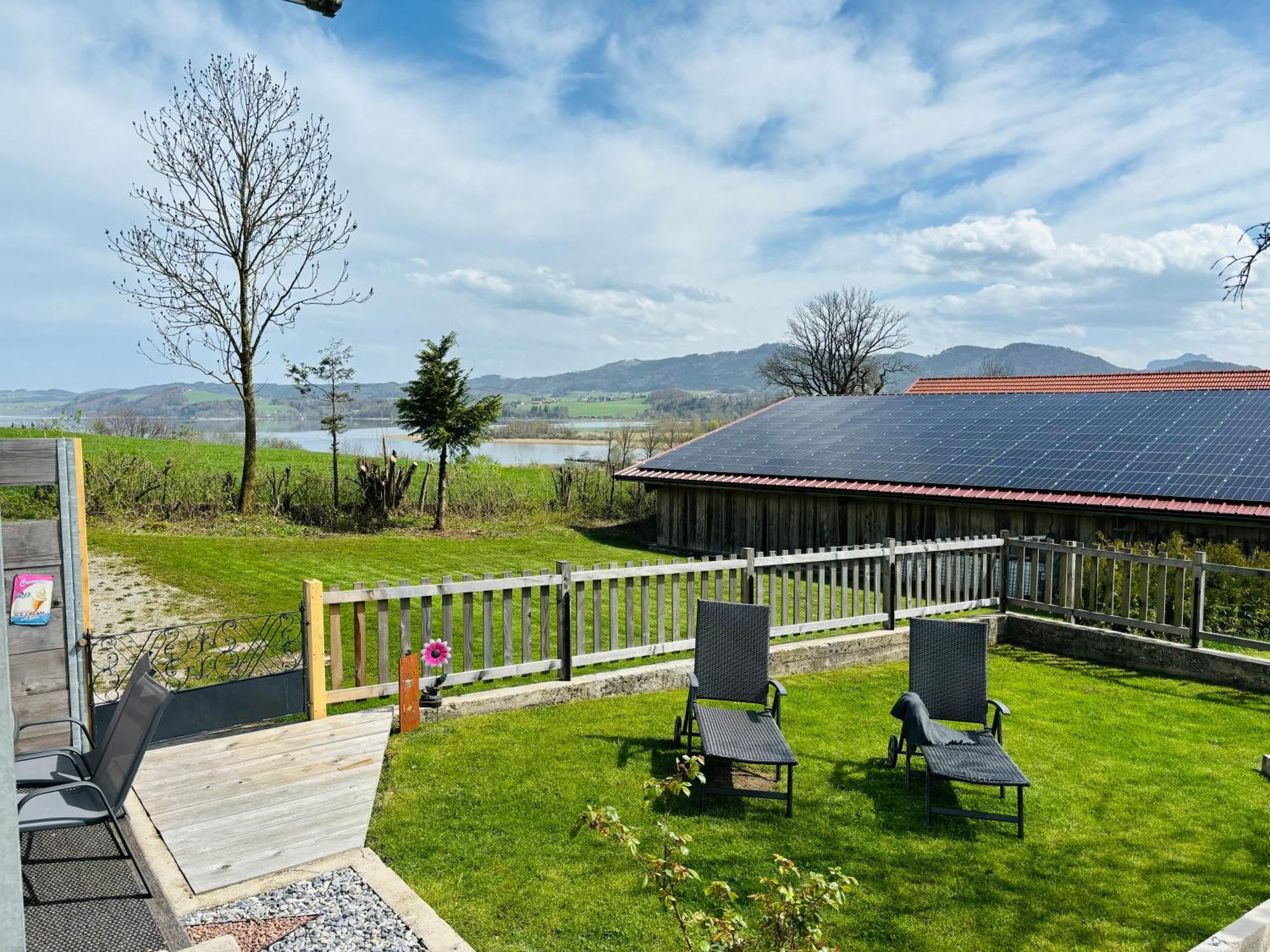 Helle Ferienwohnung am Wallersee Seekirchen am Wallersee Zimmer foto
