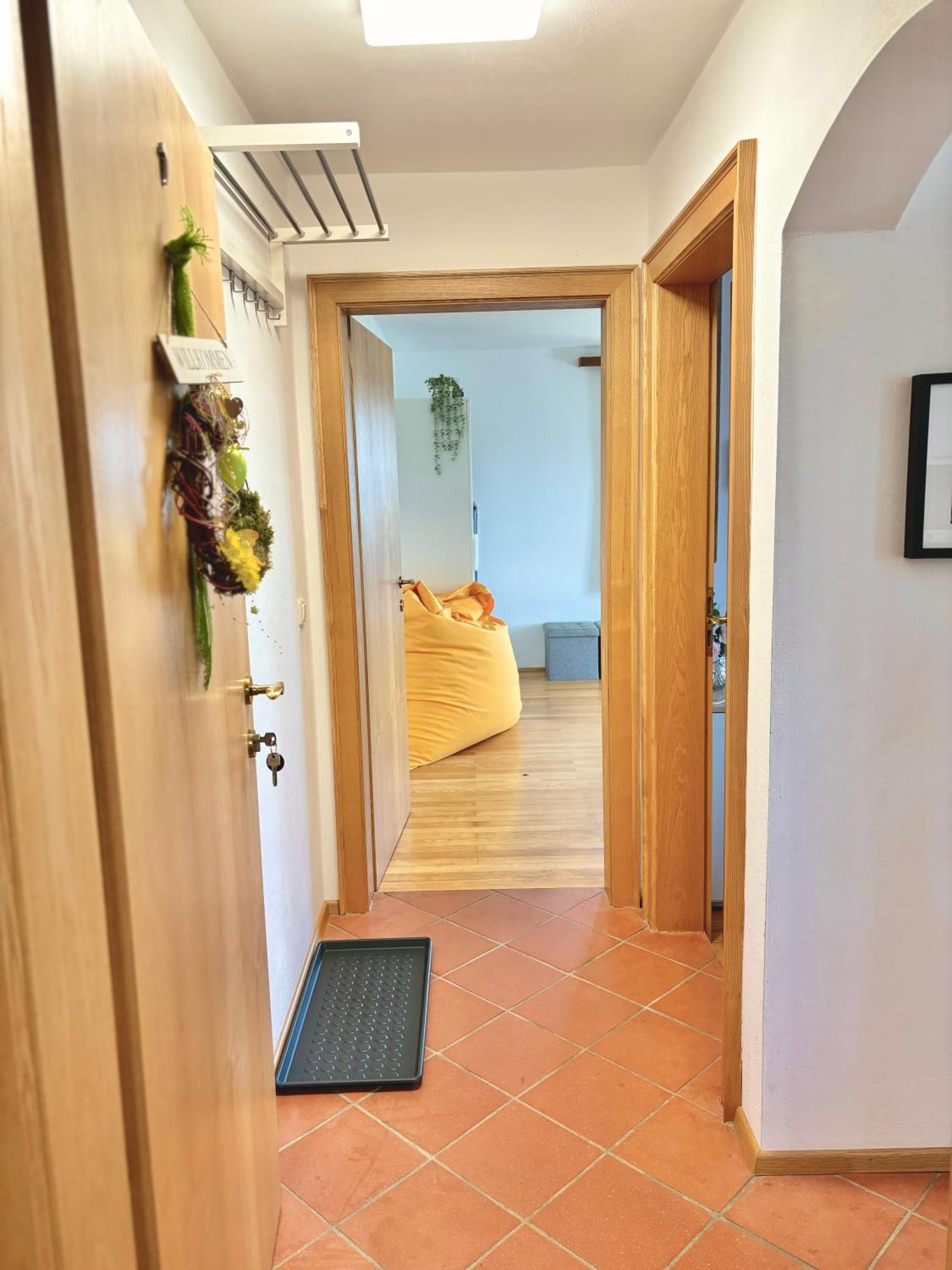 Helle Ferienwohnung am Wallersee Seekirchen am Wallersee Exterior foto