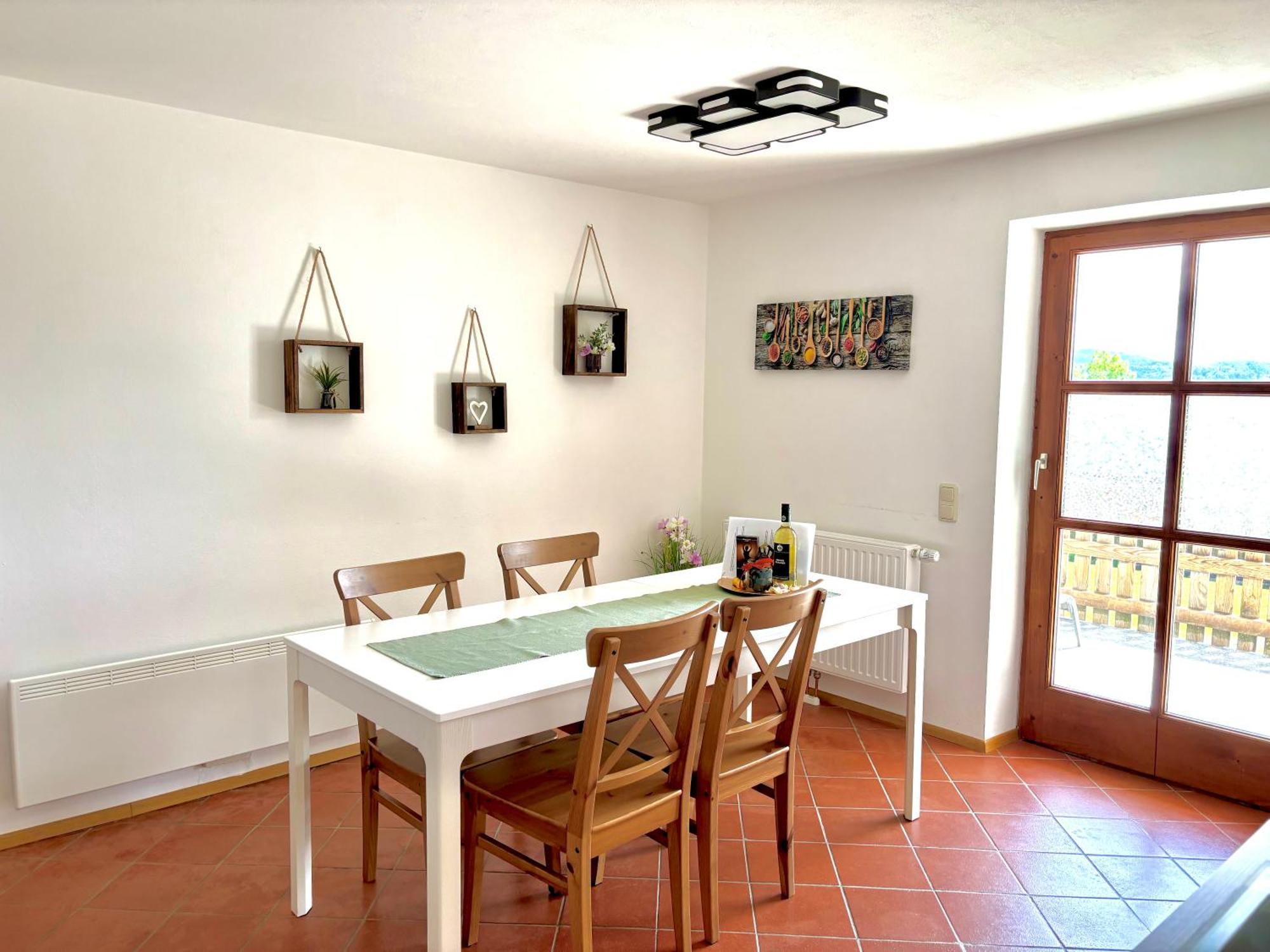 Helle Ferienwohnung am Wallersee Seekirchen am Wallersee Exterior foto